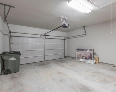 1204 Siena Sunset Rd - Photo Thumbnail 18