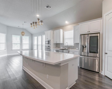 1204 Siena Sunset Rd - Photo Thumbnail 6