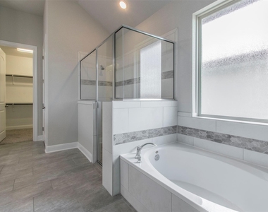 1204 Siena Sunset Rd - Photo Thumbnail 12