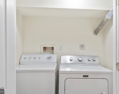 514 N Milton Avenue - Photo Thumbnail 12