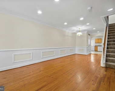 514 N Milton Avenue - Photo Thumbnail 2