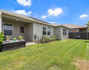 424 Sebring Cir - Photo Thumbnail 22
