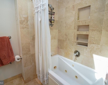 712 S Linwood Avenue - Photo Thumbnail 8