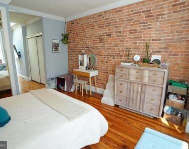 712 S Linwood Avenue - Photo Thumbnail 11