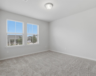 2129 Pecan Island Dr - Photo Thumbnail 8
