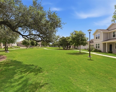 2129 Pecan Island Dr - Photo Thumbnail 1