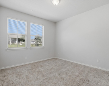 2129 Pecan Island Dr - Photo Thumbnail 13