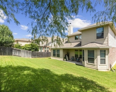 120 Seminole Canyon Dr - Photo Thumbnail 23