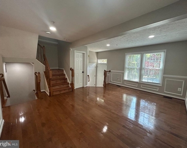 8616 Accokeek Street - Photo Thumbnail 5