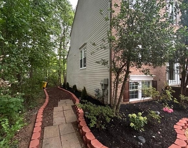 8616 Accokeek Street - Photo Thumbnail 2
