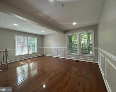 8616 Accokeek Street - Photo Thumbnail 7
