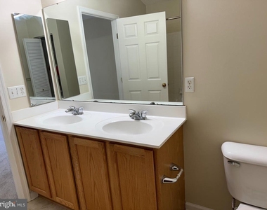 2429 Knapps Way - Photo Thumbnail 18