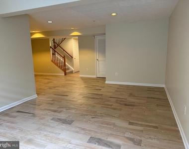 2429 Knapps Way - Photo Thumbnail 21