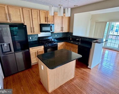 2429 Knapps Way - Photo Thumbnail 9