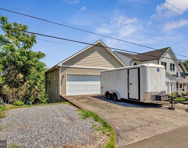 1002 Nabbs Creek Road - Photo Thumbnail 32