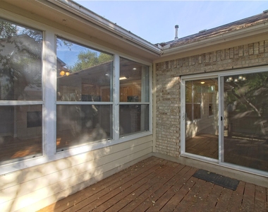 610 Palo Alto Ln - Photo Thumbnail 34
