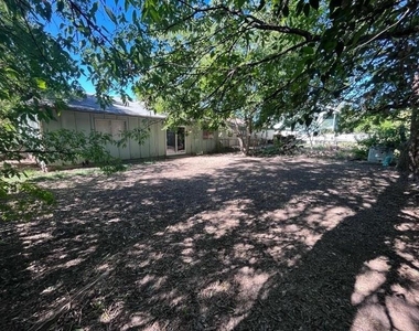 4406 Dovewood Dr - Photo Thumbnail 3