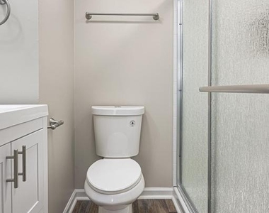 102 N Caroline Place - Photo Thumbnail 8