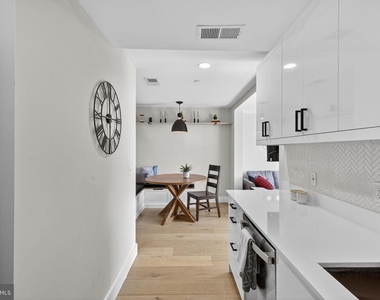 919 12th Street Ne - Photo Thumbnail 16