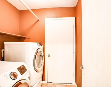 122 Quail Hollow Dr - Photo Thumbnail 22