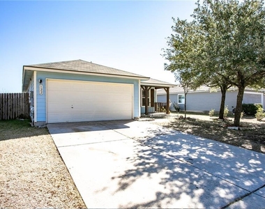 122 Quail Hollow Dr - Photo Thumbnail 1