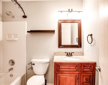 122 Quail Hollow Dr - Photo Thumbnail 20