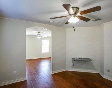 122 Quail Hollow Dr - Photo Thumbnail 17
