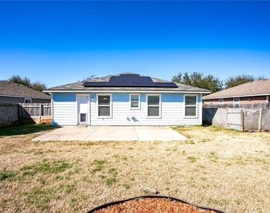 122 Quail Hollow Dr - Photo Thumbnail 23