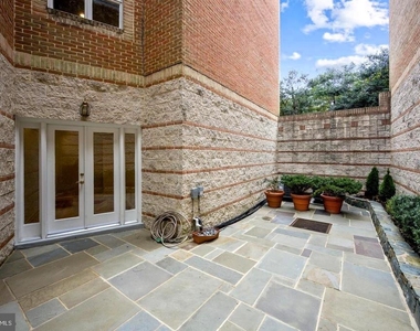 5330 Connecticut Avenue Nw - Photo Thumbnail 6