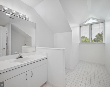 5330 Connecticut Avenue Nw - Photo Thumbnail 33