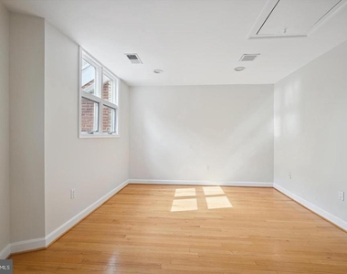 5330 Connecticut Avenue Nw - Photo Thumbnail 32