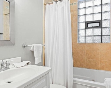 1211 33rd Street Nw - Photo Thumbnail 12