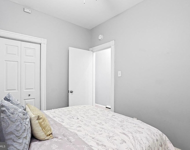1211 33rd Street Nw - Photo Thumbnail 9