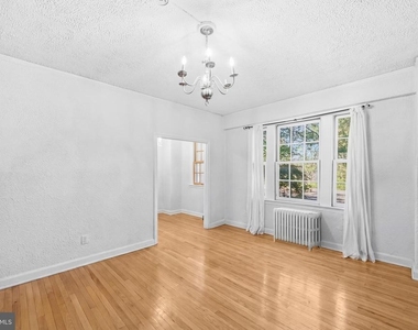 2032 Belmont Road Nw - Photo Thumbnail 8