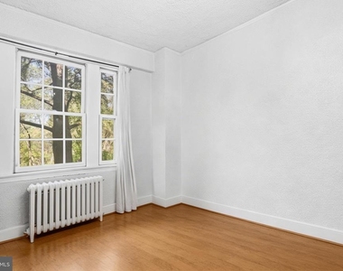 2032 Belmont Road Nw - Photo Thumbnail 10