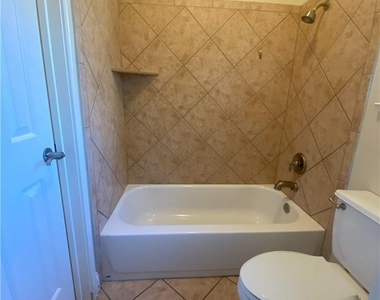 1813 Val Verde - Photo Thumbnail 12
