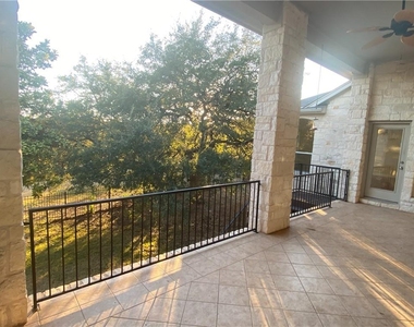 1813 Val Verde - Photo Thumbnail 23