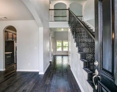 2723 Enza Ct - Photo Thumbnail 3