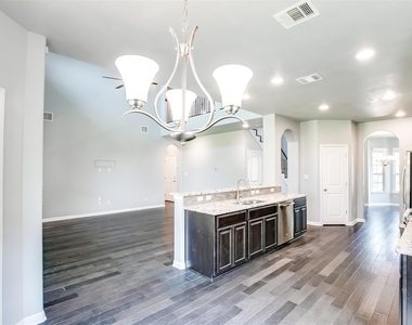 2723 Enza Ct - Photo Thumbnail 13