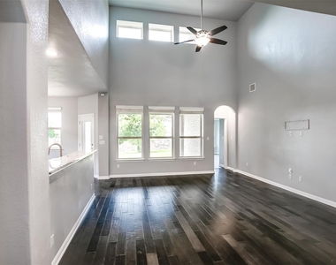 2723 Enza Ct - Photo Thumbnail 5