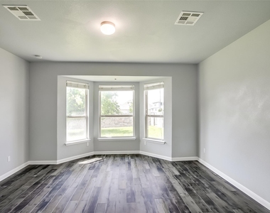 2723 Enza Ct - Photo Thumbnail 15