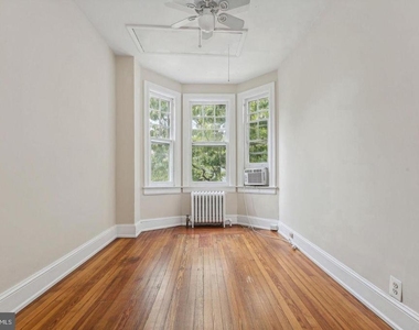 2237 Hall Place Nw - Photo Thumbnail 11