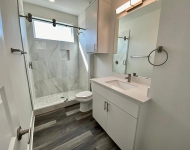 6102 Caddie St - Photo Thumbnail 14