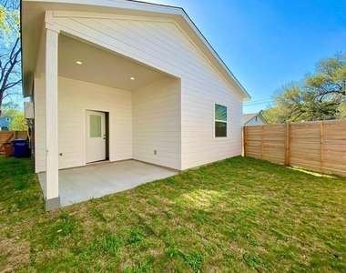 6102 Caddie St - Photo Thumbnail 20