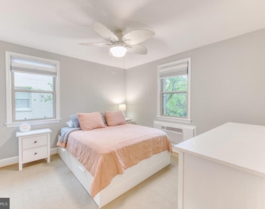 1363 K Street Se - Photo Thumbnail 13