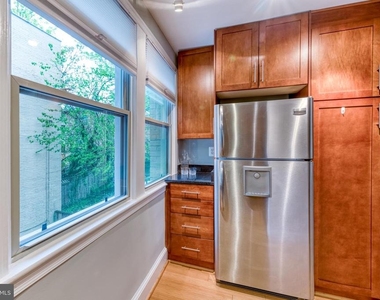 1363 K Street Se - Photo Thumbnail 12