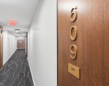 1211 Van Street Se - Photo Thumbnail 2