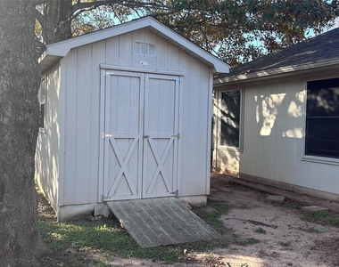 605 Blair Ave - Photo Thumbnail 19