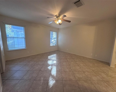 605 Blair Ave - Photo Thumbnail 7