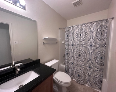 605 Blair Ave - Photo Thumbnail 11